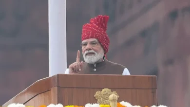 एक दशक में 25 करोड़ से 100 करोड़ तक, प्रधानमंत्री ने कहा कि पिछले दशक में युवाओं के लिए रोज़गार और उद्यमिता के नए रास्ते खुले
