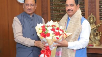 5 लाख मीट्रिक टन चावल के शीघ्र उठाव की पहल, मुख्यमंत्री विष्णुदेव साय ने केंद्रीय मंत्री से पर्याप्त रेलवे रैक उपलब्ध कराने का किया आग्रह