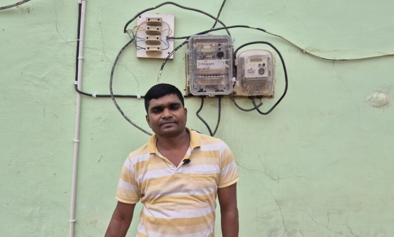 प्रधानमंत्री सूर्य घर मुफ्त बिजली योजना से मोहला के हेमंत ने की हजारों रुपए की बचत प्रधानमंत्री सूर्य घर मुफ्त बिजली योजना से मोहला के हेमंत ने की हजारों रुपए की बचत
