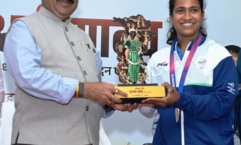 पिता के सपने ने दी आगे बढ़ने की प्रेरणा, कॉमनवेल्थ गेम्स की सिल्वर मेडलिस्ट ज्ञानेश्वरी यादव ने साझा की अपने संघर्ष और सफलता की कहानी पिता के सपने ने दी आगे बढ़ने की प्रेरणा, कॉमनवेल्थ गेम्स की सिल्वर मेडलिस्ट ज्ञानेश्वरी यादव ने साझा की अपने संघर्ष और सफलता की कहानी