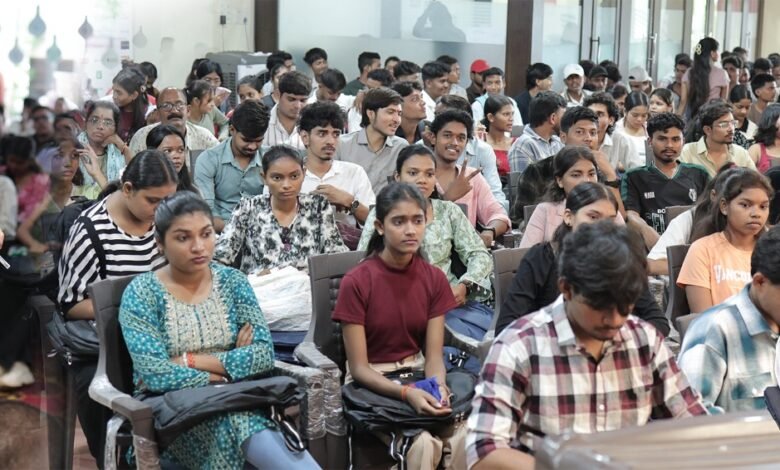 आंजनेय यूनिवर्सिटी दीक्षारंभ समारोह 2026: नए सपनों, नए संकल्पों और नए सफर का उत्साहपूर्ण आगाज़ आंजनेय यूनिवर्सिटी दीक्षारंभ समारोह 2026: नए सपनों, नए संकल्पों और नए सफर का उत्साहपूर्ण आगाज़