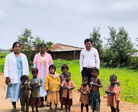 बीमारी रोकने की ताक़त आपके पास, संदिग्ध मामलों की सूचना सीधे सरकार तक पहुंचाएं बीमारी रोकने की ताक़त आपके पास, संदिग्ध मामलों की सूचना सीधे सरकार तक पहुंचाएं