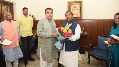 मंत्री श्री रामविचार नेताम ने केंद्रीय परिवहन मंत्री श्री नितिन गडकरी से दिल्ली में की सौजन्य मुलाकात