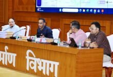 लोक निर्माण विभाग के सचिव ने सड़क एवं भवन निर्माण कार्यों की प्रगति की समीक्षा की