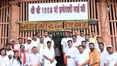 तिरंगा यात्रा के दूसरे दिवस माँ दंतेश्वरी की पूजा-अर्चना कर उप मुख्यमंत्री एवं वन मंत्री ने किया यात्रा का शुभारंभ