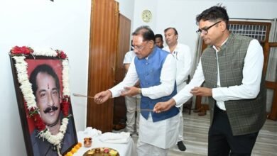 स्व. दिलीप सिंह जूदेव की पुण्यतिथि पर वित्त मंत्री श्री ओपी चौधरी ने किया श्रद्धापूर्वक नमन