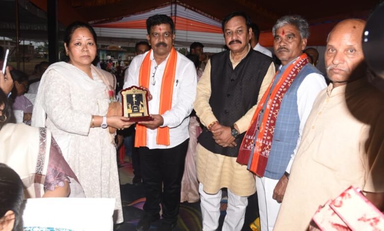 उपमुख्यमंत्री श्री विजय शर्मा ने किया शौर्य वाटिका का भूमिपूजन, लगभग 79 लाख रुपए के विकास कार्यों का किया लोकार्पण