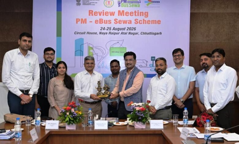 नगरीय प्रशासन विभाग के प्रमुख सचिव श्री सोनमणि बोरा एवं केन्द्रीय आवासन और शहरी कार्य मंत्रालय के निदेशक श्री भानु प्रताप सिंह भदौरिया ने तैयारियों की समीक्षा की