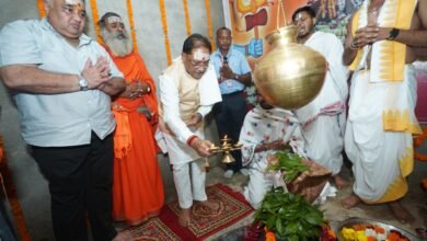 मुख्यमंत्री ने ग्राम कर्रा में मंगल भवन निर्माण की घोषणा की