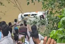 मालवा में श्रद्धालुओं से भरी कार बारिश से उफनते नाले में बही, 8 की मौत