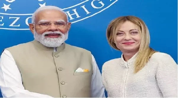 पीएम ने युद्ध के बाद इटली के इतिहास में सबसे लंबे समय तक लगातार प्रधानमंत्री रहने पर जॉर्जिया मेलोनी को दी बधाई पीएम ने युद्ध के बाद इटली के इतिहास में सबसे लंबे समय तक लगातार प्रधानमंत्री रहने पर जॉर्जिया मेलोनी को दी बधाई