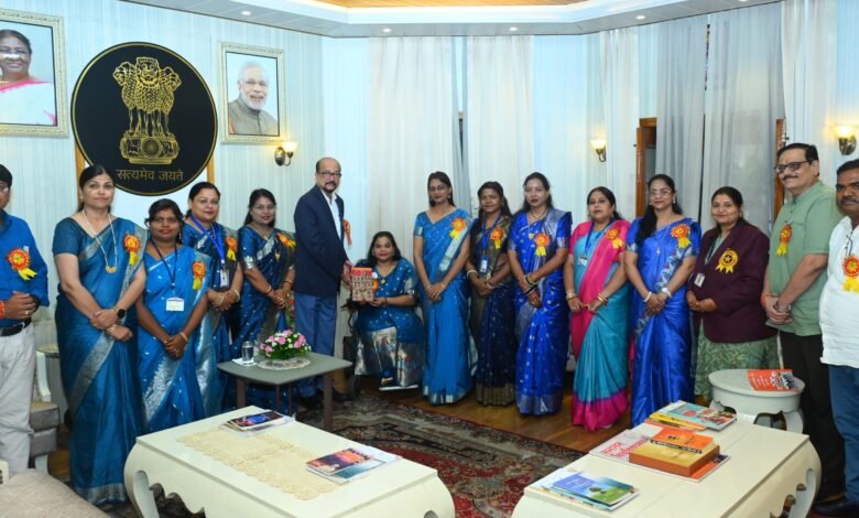 वर्ल्ड ऑडियो बुक टीम छत्तीसगढ़ का नाम गोल्डन बुक ऑफ वर्ल्ड रिकॉर्ड्स में दर्ज