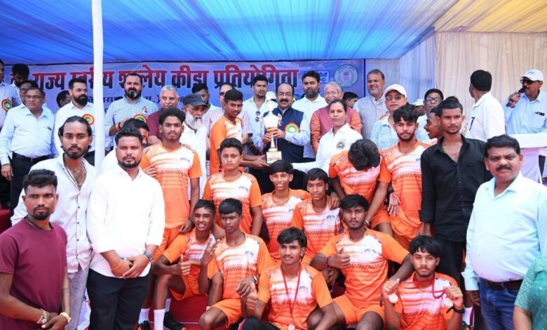 राज्य स्तरीय शालेय क्रीड़ा प्रतियोगिता के समापन समारोह में शामिल हुए उप मुख्यमंत्री