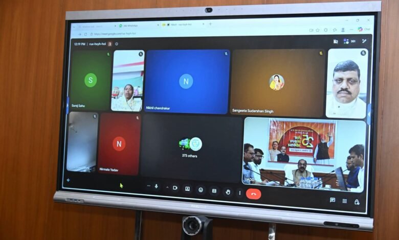 उप मुख्यमंत्री श्री अरुण साव ने ‘सेवा संकल्प अभियान’ की तैयारियों की समीक्षा की उप मुख्यमंत्री श्री अरुण साव ने ‘सेवा संकल्प अभियान’ की तैयारियों की समीक्षा की