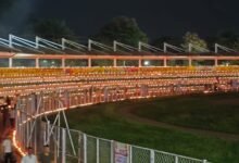 शासकीय कार्यालयों, धार्मिक स्थलों, मंदिरों, चौक-चौराहों, अमृत सरोवरों सहित विभिन्न स्थलों में प्रज्ज्वलित हुए दीए, घर- घर हुए रोशन