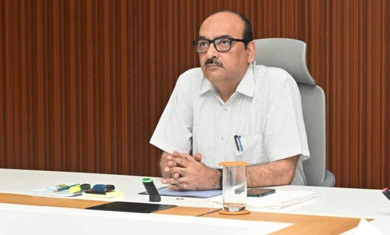 मुख्यमंत्री श्री विष्णु देव साय ने छत्तीसगढ़ के पूर्व राज्यपाल श्री विश्वभूषण हरिचंदन से की सौजन्य भेंट मुख्यमंत्री श्री विष्णु देव साय ने छत्तीसगढ़ के पूर्व राज्यपाल श्री विश्वभूषण हरिचंदन से की सौजन्य भेंट