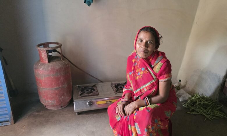 बच्चों को स्कूल भेजना हो या समय पर काम पर निकलना, गैस से जल्दी तैयार हो रहा परिवार का भोजन बच्चों को स्कूल भेजना हो या समय पर काम पर निकलना, गैस से जल्दी तैयार हो रहा परिवार का भोजन