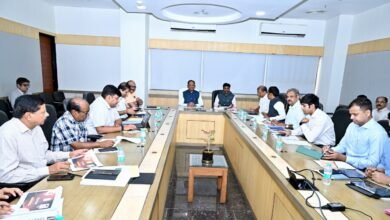 ग्रामीण रोजगार योजना से बनी डबरी में पिछले वर्ष से कर रहे मछली पालन, करीब 20 क्विंटल उत्पादन का आकलन