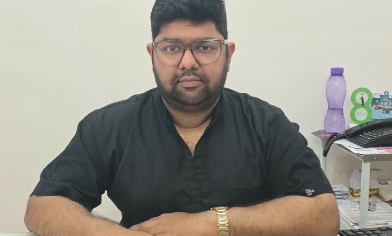 आरोग्य हॉस्पिटल में डॉ. चिराग अग्रवाल ने की गंभीर हार्ट अटैक मरीज की सफल एंजियोप्लास्टी आरोग्य हॉस्पिटल में डॉ. चिराग अग्रवाल ने की गंभीर हार्ट अटैक मरीज की सफल एंजियोप्लास्टी