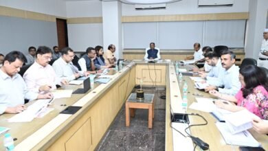 मुख्यमंत्री श्री साय ने पारस पोर्टल के माध्यम से की प्रमुख योजनाओं एवं विकास कार्यों की राज्य स्तरीय समीक्षा