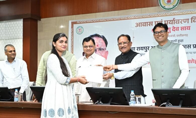 मुख्यमंत्री की मौजूदगी में रोजगार, डिजिटल गवर्नेंस और कौशल विकास की दिशा में तीन महत्वपूर्ण पहल मुख्यमंत्री की मौजूदगी में रोजगार, डिजिटल गवर्नेंस और कौशल विकास की दिशा में तीन महत्वपूर्ण पहल