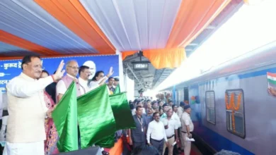 रेल मंत्री और सीएम साय ने रावघाट-रायपुर एवं रायपुर – कुरूद यात्री रेल सेवाओं को दिखाई हरी झंडी