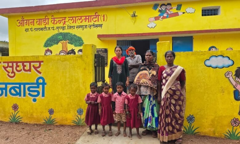 सेवा संकल्प अभियान सेवा की कहानी: पहाड़ी कोरवा बस्ती के नन्हे कदमों को मिला बेहतर माहौल, लालमाटी में नया आंगनबाड़ी भवन बना पोषण और सीखने का केंद्र सेवा संकल्प अभियान सेवा की कहानी: पहाड़ी कोरवा बस्ती के नन्हे कदमों को मिला बेहतर माहौल, लालमाटी में नया आंगनबाड़ी भवन बना पोषण और सीखने का केंद्र