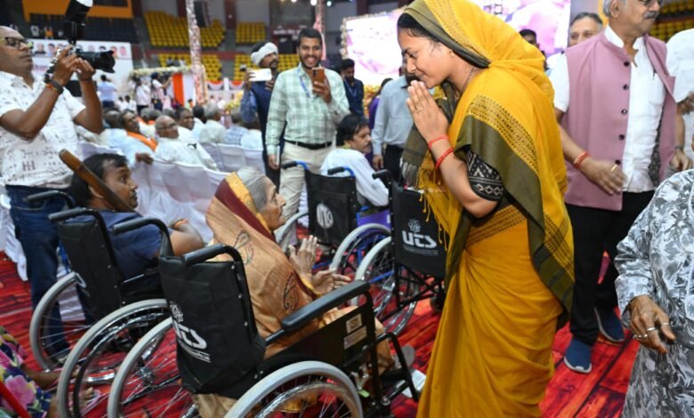 ‘प्रोजेक्ट सियान आशीष सेवा’ और ‘प्रोजेक्ट सियान श्रम सम्मान’ का हुआ शुभारम्भ ‘प्रोजेक्ट सियान आशीष सेवा’ और ‘प्रोजेक्ट सियान श्रम सम्मान’ का हुआ शुभारम्भ