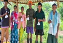 तसर रेशम उत्पादन से ग्रामीणों को मिल रहे आय के नए अवसर