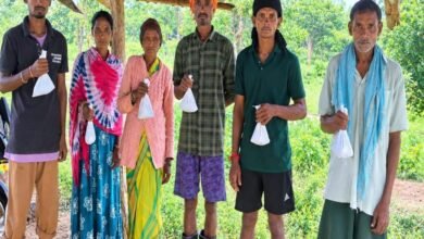 तसर रेशम उत्पादन से ग्रामीणों को मिल रहे आय के नए अवसर तसर रेशम उत्पादन से ग्रामीणों को मिल रहे आय के नए अवसर