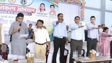 धमतरी में आयोजित जिला स्तरीय कार्यक्रम में मंत्री ने दिलाई नशामुक्ति की शपथ धमतरी में आयोजित जिला स्तरीय कार्यक्रम में मंत्री ने दिलाई नशामुक्ति की शपथ