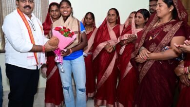 महत्वपूर्ण उपलब्धि के लिए बधाई एवं शुभकामनाएं दी
