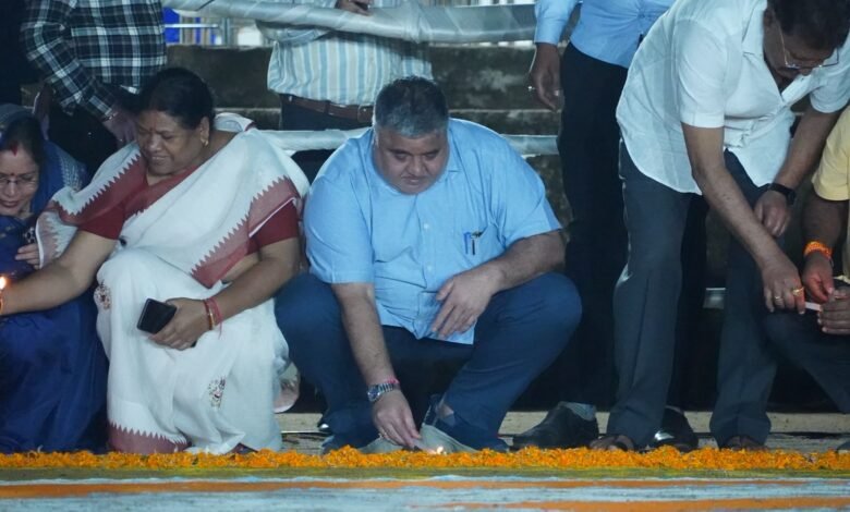 पर्यटन मंत्री श्री राजेश अग्रवाल ने दीप प्रज्वलित कर दिया डिजिटल सशक्तिकरण का संदेश पर्यटन मंत्री श्री राजेश अग्रवाल ने दीप प्रज्वलित कर दिया डिजिटल सशक्तिकरण का संदेश