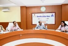 कार्यों में तेजी लाने और योजनाओं के प्रभावी व समयबद्ध क्रियान्वयन पर दिया जोर, जनहित के कार्यों को प्राथमिकता देने के दिए निर्देश
