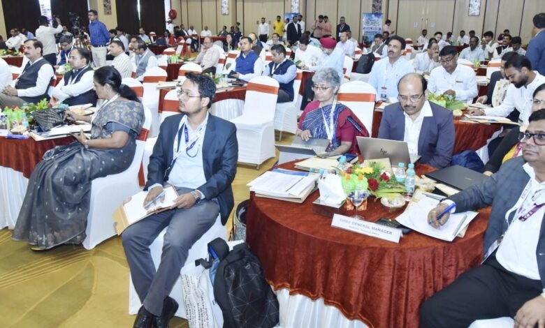 जगदलपुर में सहकार से समृद्धि राष्ट्रीय वर्कशाॅप का शुभारंभ जगदलपुर में सहकार से समृद्धि राष्ट्रीय वर्कशाॅप का शुभारंभ