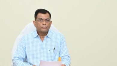 नगर पालिका एव त्रिस्तरीय पंचायत के आगामी  आम/उप निर्वाचन माह दिसम्बर 2026 की तैयारियों को लेकर निर्वाचन आयुक्त ने संबंधित विभागों की समीक्षा बैठक ली