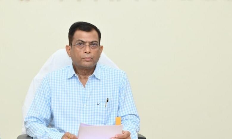 नगर पालिका एव त्रिस्तरीय पंचायत के आगामी आम/उप निर्वाचन माह दिसम्बर 2026 की तैयारियों को लेकर निर्वाचन आयुक्त ने संबंधित विभागों की समीक्षा बैठक ली नगर पालिका एव त्रिस्तरीय पंचायत के आगामी आम/उप निर्वाचन माह दिसम्बर 2026 की तैयारियों को लेकर निर्वाचन आयुक्त ने संबंधित विभागों की समीक्षा बैठक ली