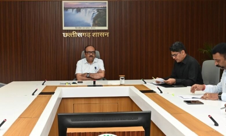 माननीय राष्ट्रपति महोदय के प्रस्तावित छत्तीसगढ़ प्रवास की तैयारियों को लेकर मुख्य सचिव की अध्यक्षता में उच्च स्तरीय समीक्षा बैठक आयोजित माननीय राष्ट्रपति महोदय के प्रस्तावित छत्तीसगढ़ प्रवास की तैयारियों को लेकर मुख्य सचिव की अध्यक्षता में उच्च स्तरीय समीक्षा बैठक आयोजित