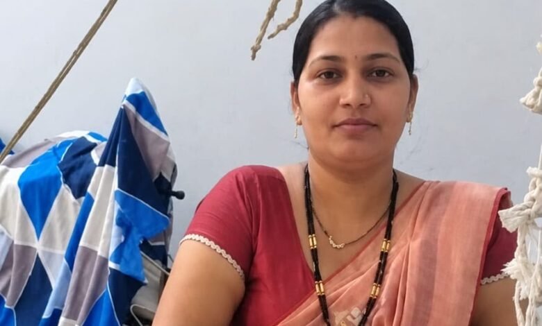 उन्नत उपकरण सहायता योजना से टोकेश्वरी साहू को बुनाई कार्य में मिली सहूलियत