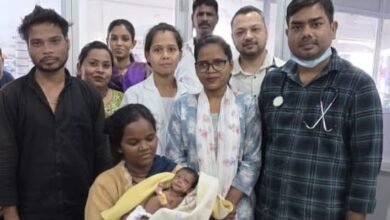 मुख्यमंत्री श्री विष्णु देव साय के नेतृत्व में दूरस्थ वनांचलों तक पहुंच रही बेहतर स्वास्थ्य सुविधाएं, जिला अस्पताल में दो माह के उपचार से स्वस्थ हुआ गंभीर नवजात
